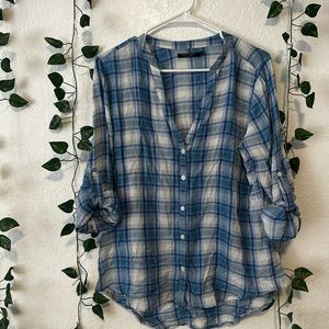 Plaid shirt button up